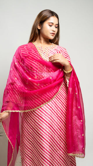 Pink Leheriya Printed Kurta with gold weave and pearl embroidery, paired with sequined kota silk dupatta.