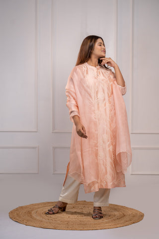 Powder pink French Knot Kurta in Chanderi silk with sequins and embroidered dupatta.