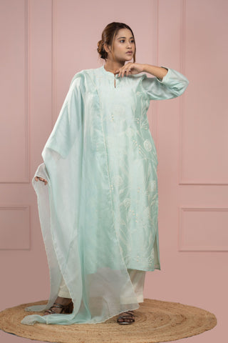 Green French Knot Kurta in Chanderi Silk with Embroidery and Sequins.