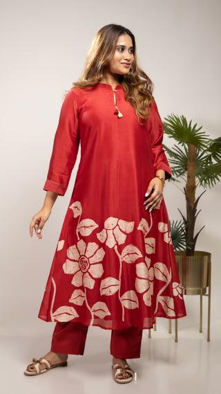 Red Batik Print Tunic Set – Chanderi Silk Kurta with Matching Bottoms