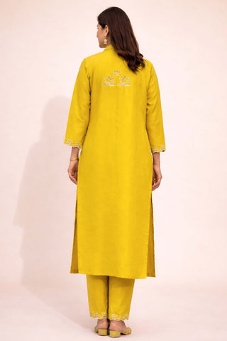 Kurta Set with Sequin Work in Chanderi