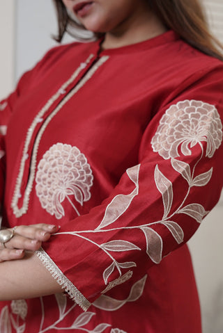 Floral Appliqué Kurta with Dupatta | Red | SKU P412B | Original photo DSC01014